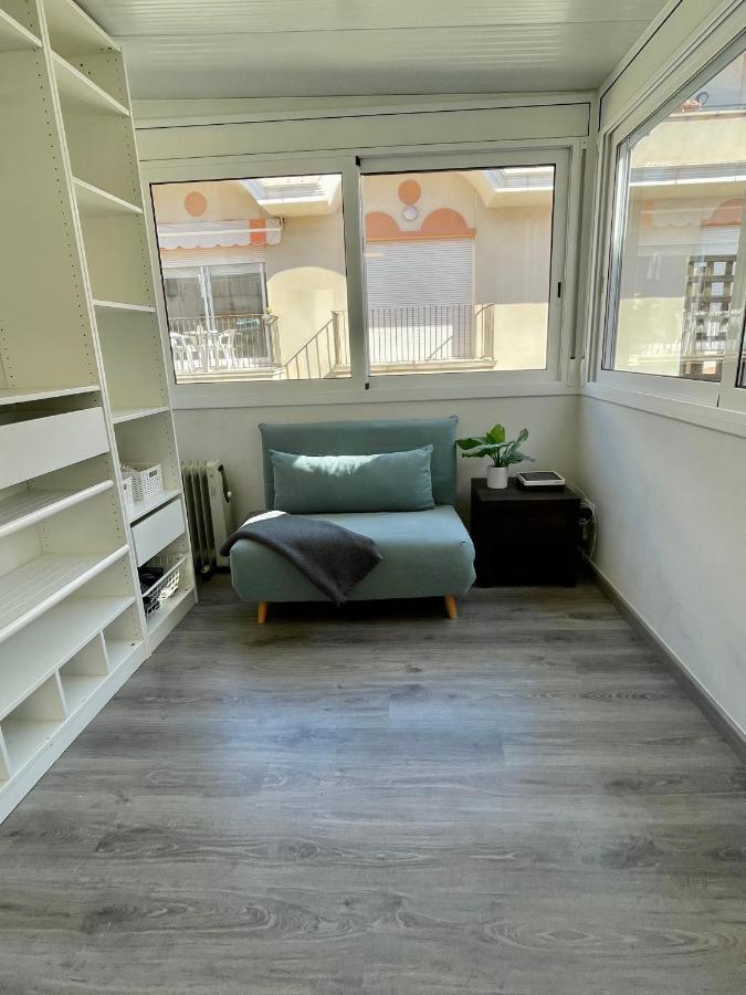 Sea Dreams With Amazing Terrace Apartment Ситжес Екстериор снимка